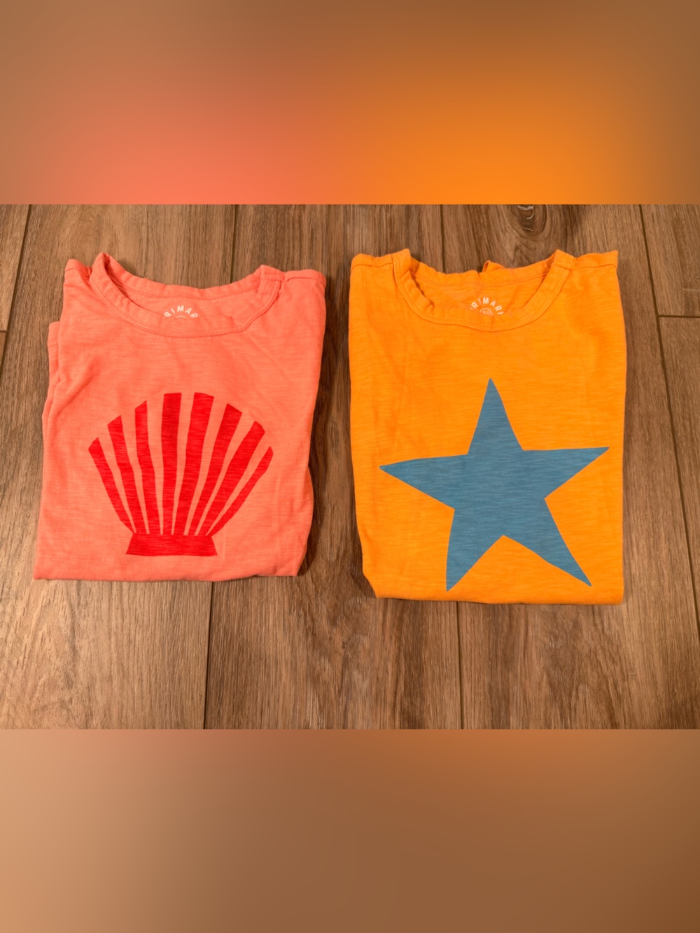 2 Primary Coral Shell & Orange Star Short Sleeve Tees